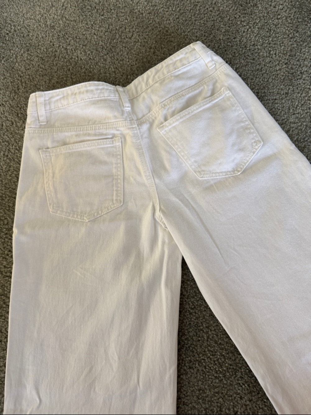Brandy Melville white wide leg jeans - Picture 4 of 4